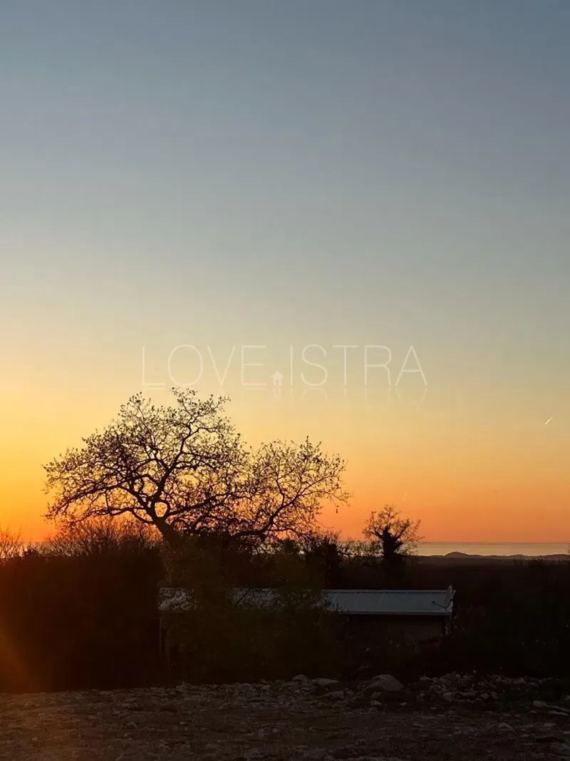 Land Sveti Lovreč Pazenatički – 2