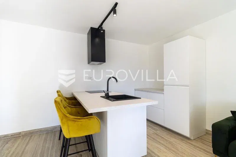 Rijeka, Podmurvice, beautiful three-bedroom apartment 70 m² – 3