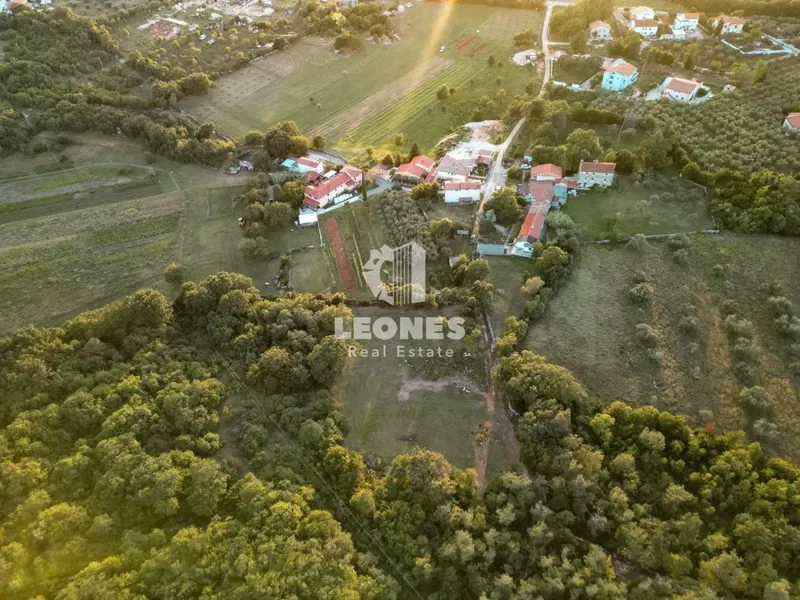 Building land near Buje on the edge of the construction area – 2