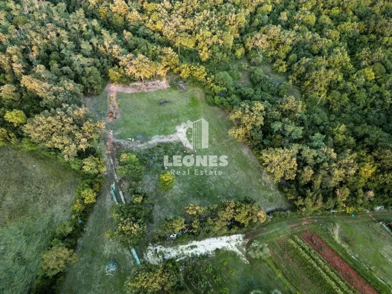 Building land near Buje on the edge of the construction area – 3