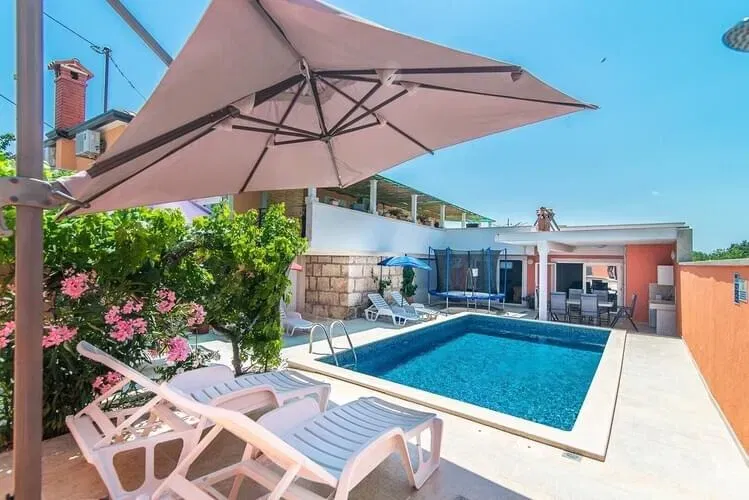 Casa Tinjan – 3
