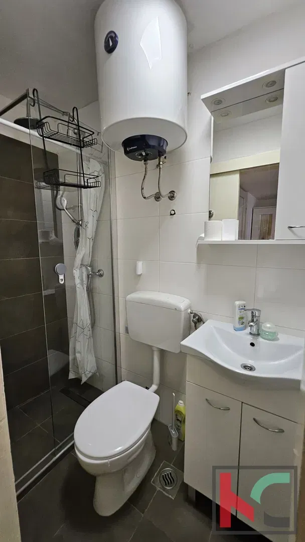 ESCLUSIVAMENTE IN OFFERTA – CENTRO DI PULA, MONOLOCALE ARREDATO CON SOPPALCO, #VENDITA – 3