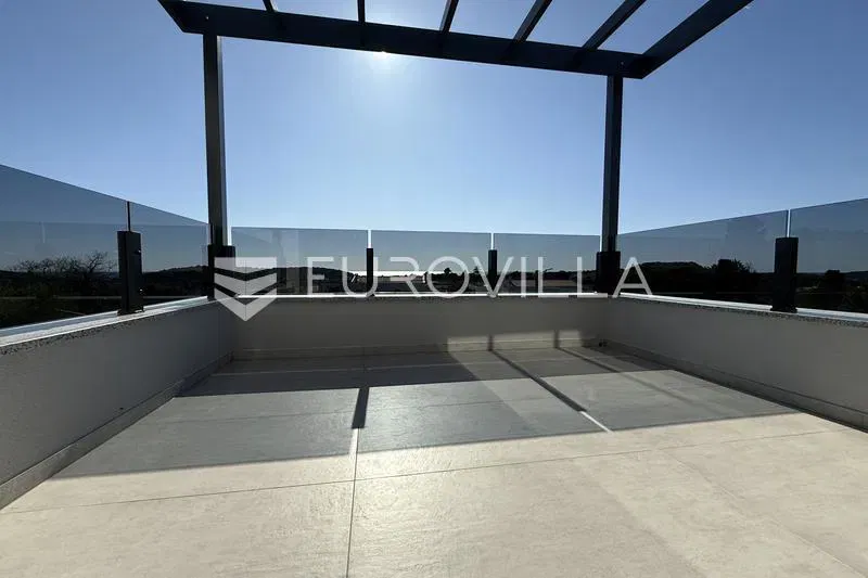 Istria, Banjole - three-bedroom sunny apartment in a new building with sea view, 63.09 m² - top – 3