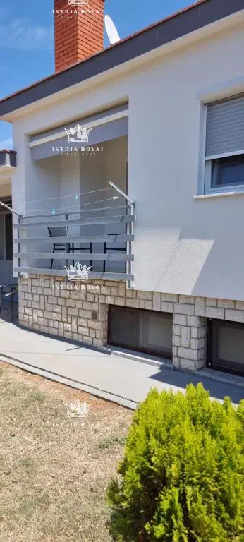 Istria, Medulin, sale of an adapted house, second row from the sea. – 2