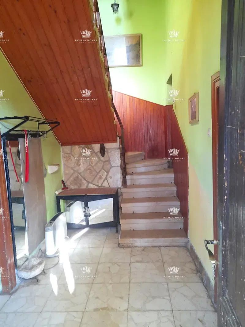 Istria, Medulin, house in the center with yard, 500m from the sea – 3