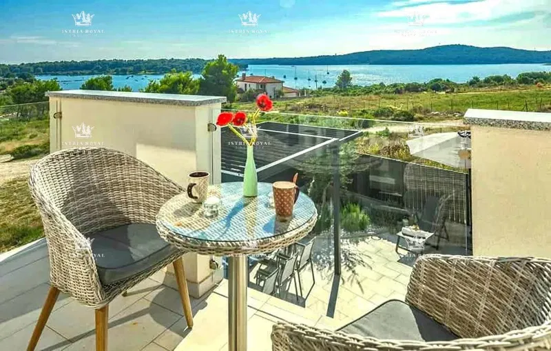 Istra, Medulin, villa moderna con vista sul mare. – 3