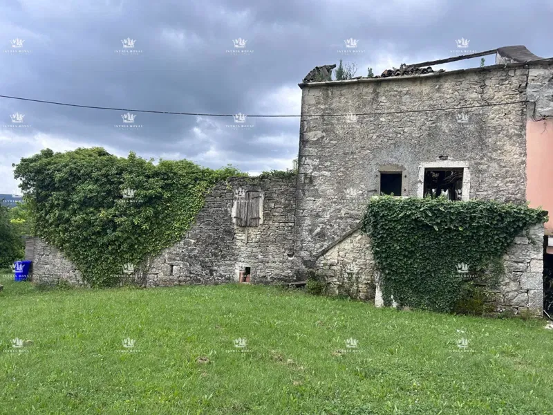 Istria, Grožnjan, Pižoni, vendita di casa in pietra istriana di 107m2 da ristrutturare, 95.000 €, conveniente, investimento. – 2