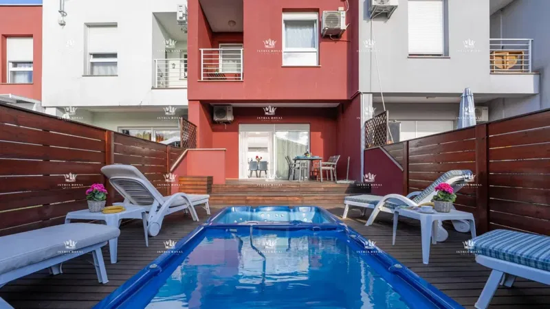Istra, Savudrija, Valica, vendita di una casa a schiera con piscina, jacuzzi, casa per vacanze. – 2
