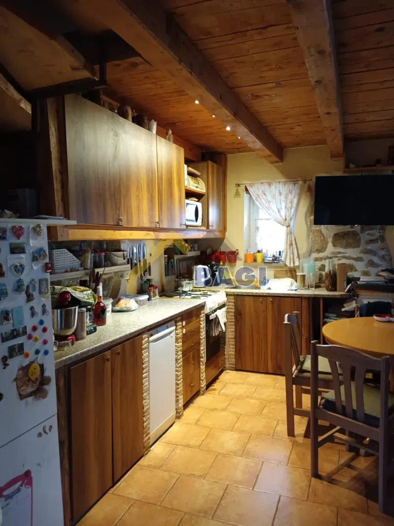 Parenzo-dintorni-Appartamento-casa a schiera rustica in pietra 106m2 – 2