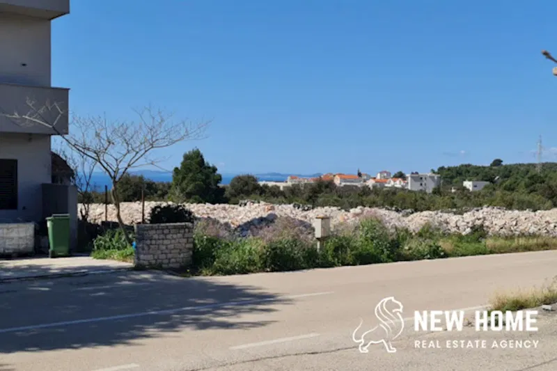 Primošten – Građevinsko zemljište s pogledom na more