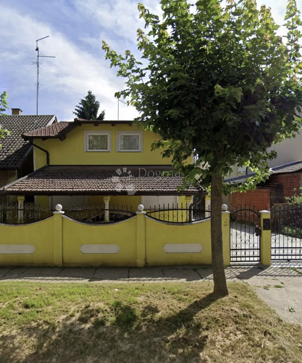 Dům Centar, Bjelovar, 370m2