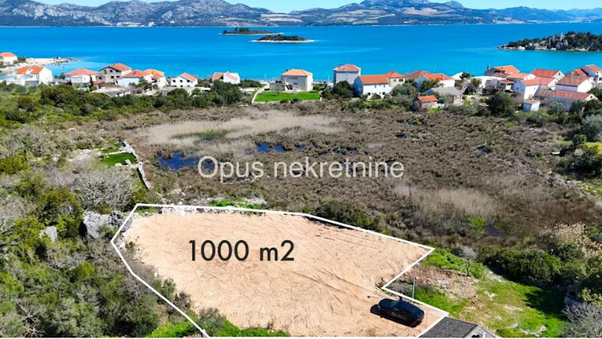 SRESER, PELJESAC - NEW building plot 1000 m2 with sea view (Video)
