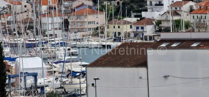 Marina, building land 974 m2, close to the center, electricity, water, asphalt road – 3