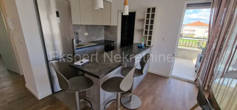 Trogir, Center, 4-bedroom apartment 110 m2, newer construction, TOP location!!! – 2