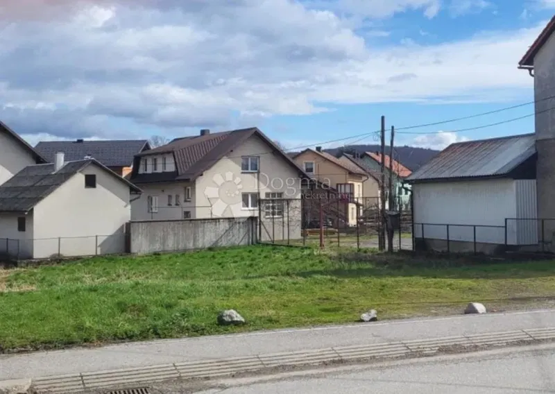 Terreno edificabile Ogulin, 724m2 – 3