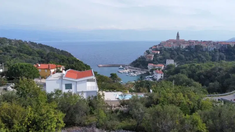 Terreno attraente a soli 200 m dal mare - Vrbnik – 2