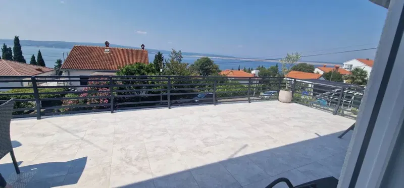 Beautiful apartment with three terraces and a sea view - Dramalj – 2