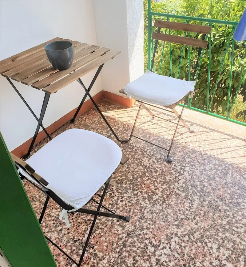 Hvar, Stari Grad - dvosobni stan s lođom i parkingom, dugoročni najam