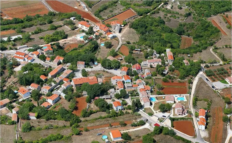 Teren budowlany Juršići, Svetvinčenat, 418m2 – 2