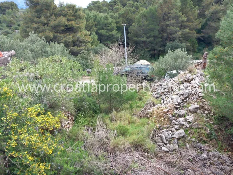 Telek Brač – 3