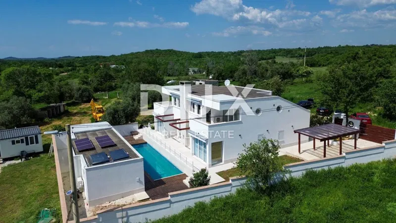 ISZTRIA, POREČ - Exkluzív dizájner családi villa wellness oázissal és fűtött medencével – 3