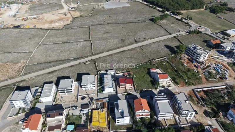 Povljana - terreno edificabile di 731m2 – 3