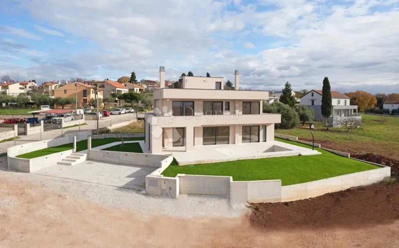 VILLA MODERNA CON PISCINA NELLA LOCALITÀ VICINO A POREČA – 2
