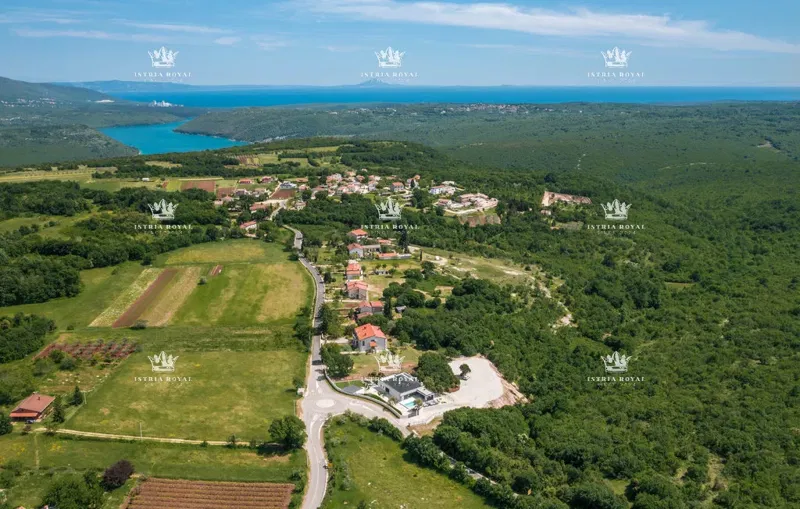 Istra, Rebići, Barban, vendita complesso di case con ampio giardino, stancija, antico, casa in pietra - Ideale per investimento! – 2