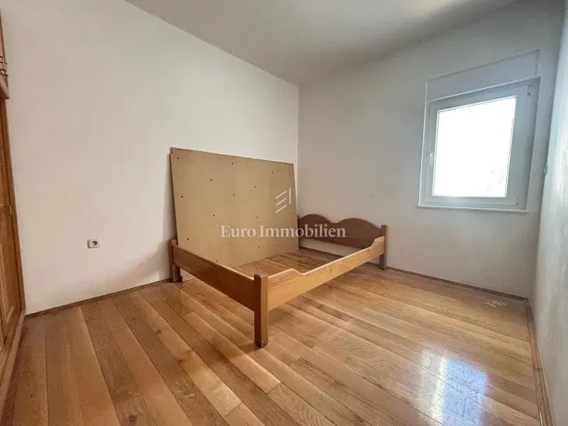 Novalja - house with 10 apartments – 2