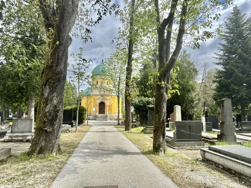 Mirogoj, Gornji Grad - Medveščak, 8m2 – 2