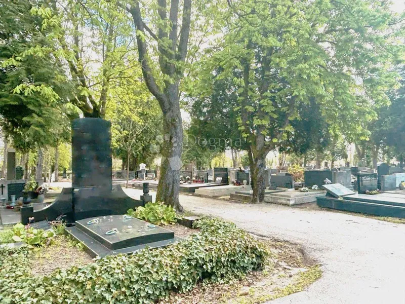 Mirogoj, Gornji Grad - Medveščak, 8m2 – 3