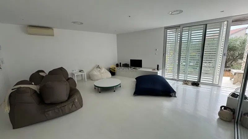 City of Krk apartment on the ground floor of 91m2 with its own garden and sea view! – 3