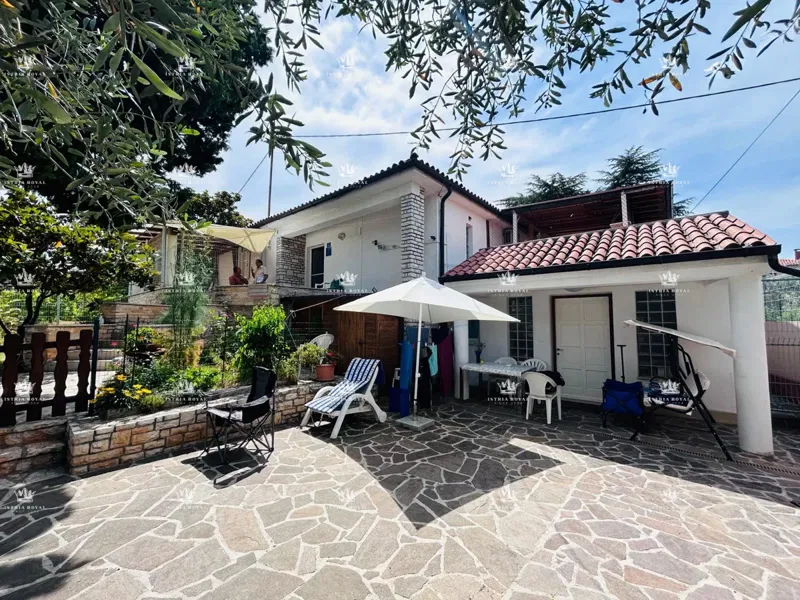 ISTRIA, UMAG-PUNTA: Casa di 193m², Giardino 488m², 150m dal Mare – Ottima Posizione per Vacanze e Investimenti! – 3