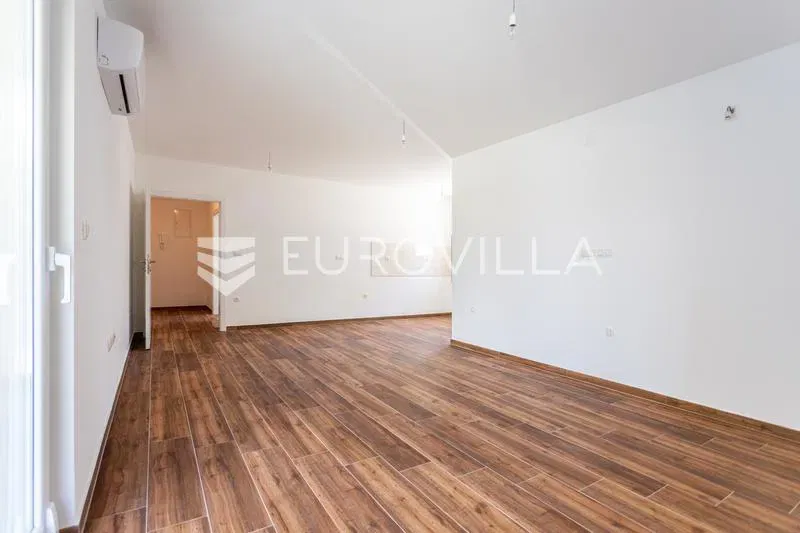 Appartamento Okrug Gornji – 3