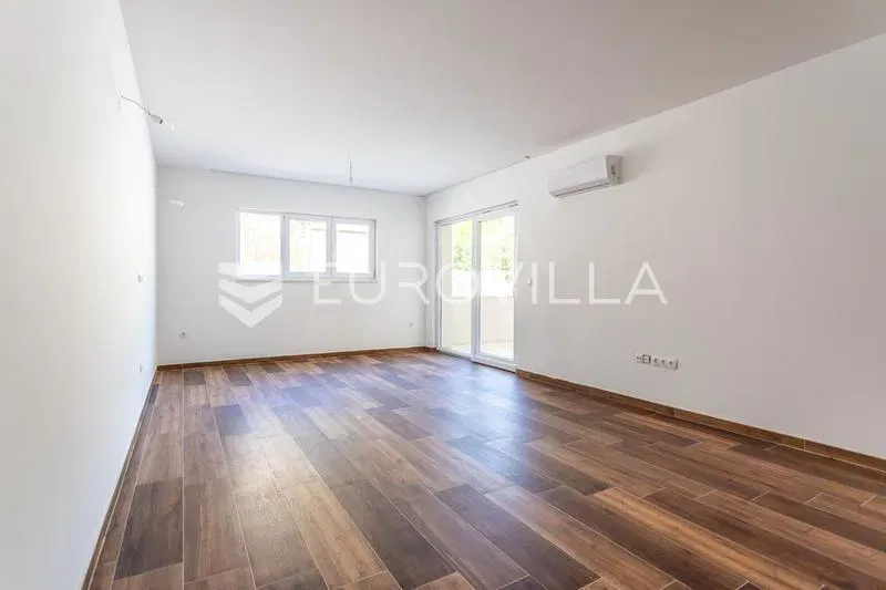 Appartamento Okrug Gornji – 3