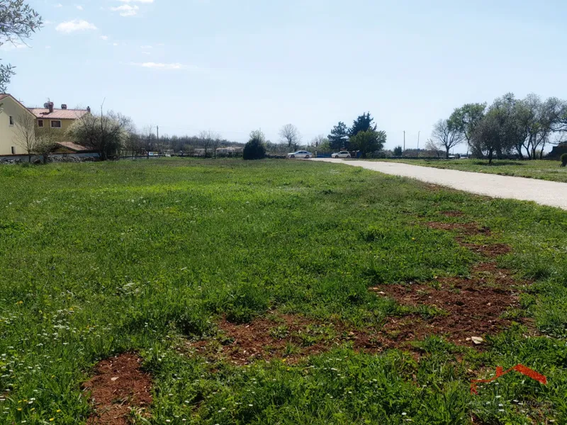Vodnjan-surroundings, nice building land – 3