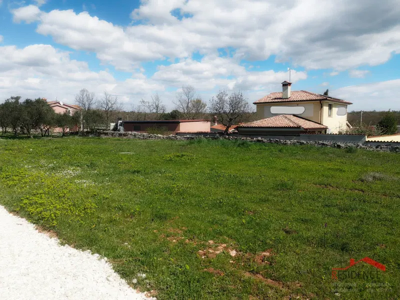 Dignano-dintorni, terreno edificabile – 2