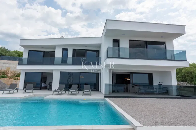 Villa Crikvenica, 380m2 – 3