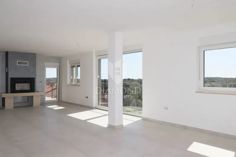 Rovinj oasis: spacious and bright apartment with a view – 2