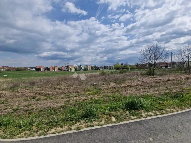 Sesvete, 1513m2, construction zone – TOP OPPORTUNITY FOR BUILDING – 3