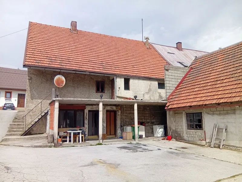 Hiša Ravna Gora – 2