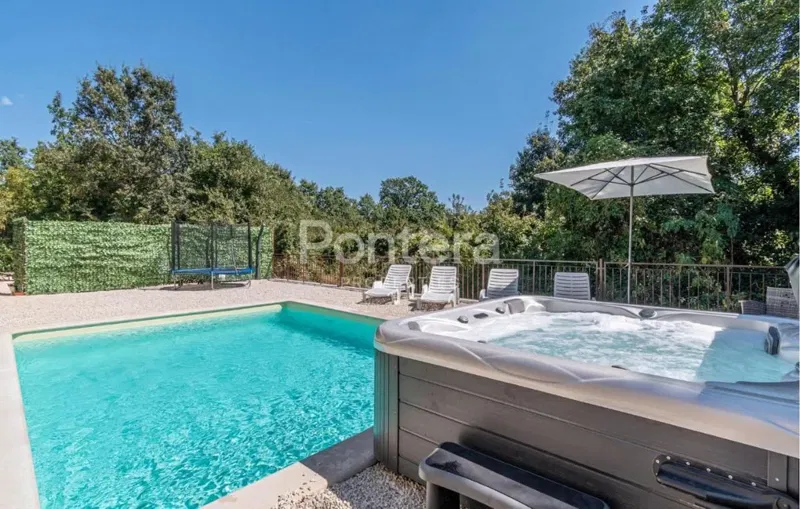 ISTRIA, BARBAN – Great opportunity: house, apartments in shell construction phase, and agricultural land in a natural setting. – 3