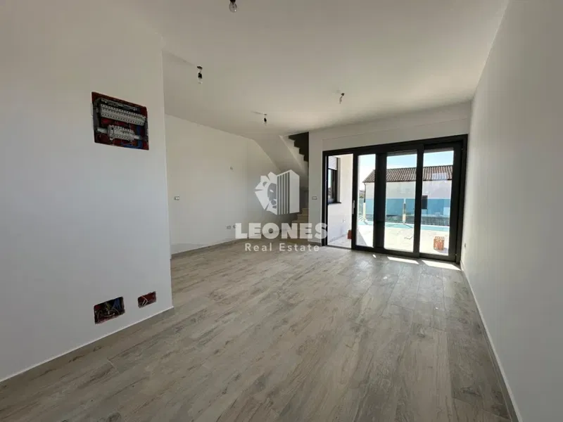 Appartamento duplex con vista mare a Lovrečica, a soli 300 metri dal mare – 2