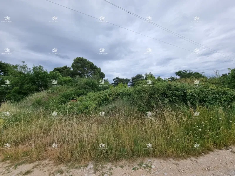 Istria, Buje, Kaštel, sale of building land with an open sea view. – 3