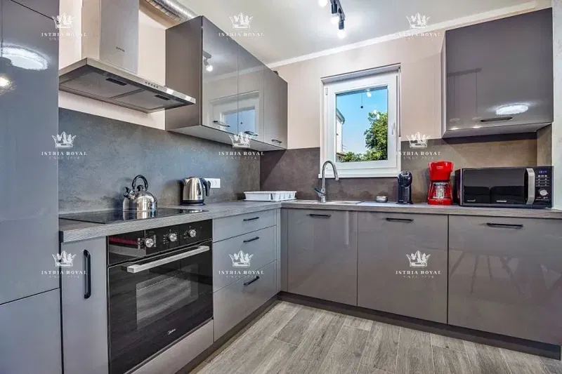 Lussuoso appartamento di 100 m² – Nova Vas (Poreč), nuova costruzione, jacuzzi, sauna, terrazza, Istria. – 3