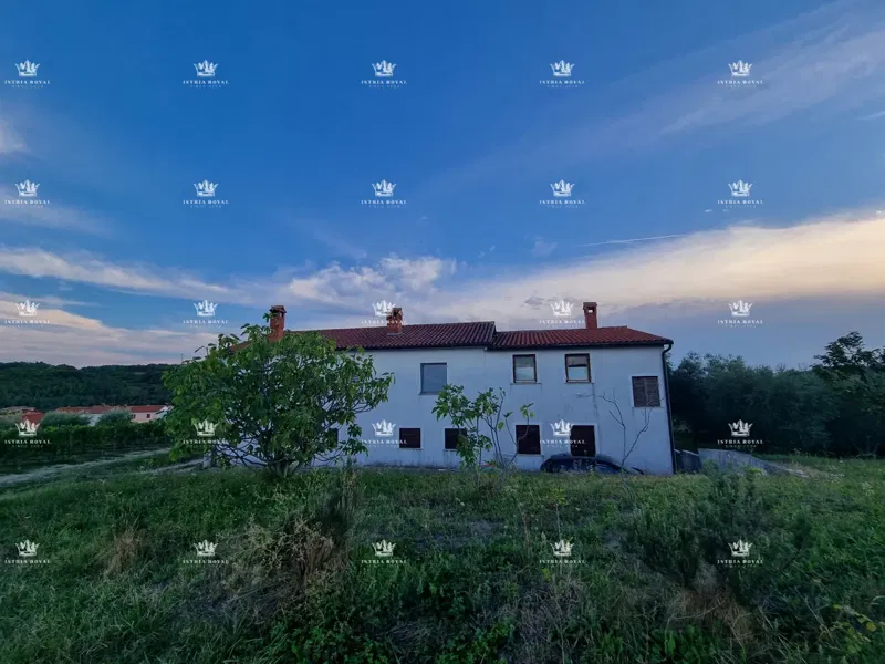 Istria, Vižinada – casa di 358 m² con 5 appartamenti e vista su Motovun – Ideale per investimento! – 2