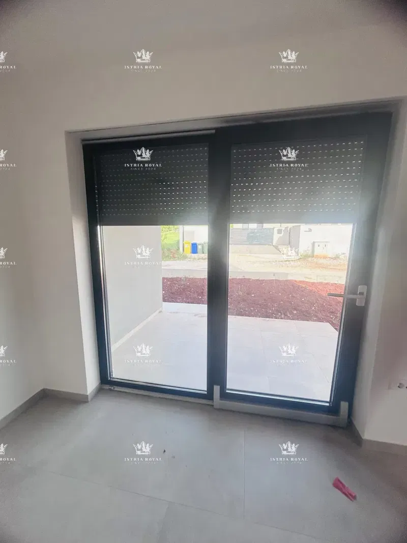 Apartment for sale Umag – New construction, garden, terrace, parking, tax-free! – 2