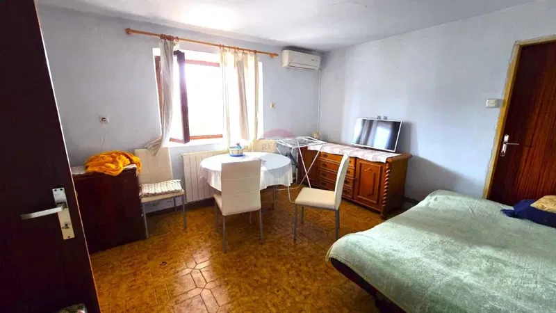 Istria, Rovinj – 9 km, House, Yard, Quiet Street – 2