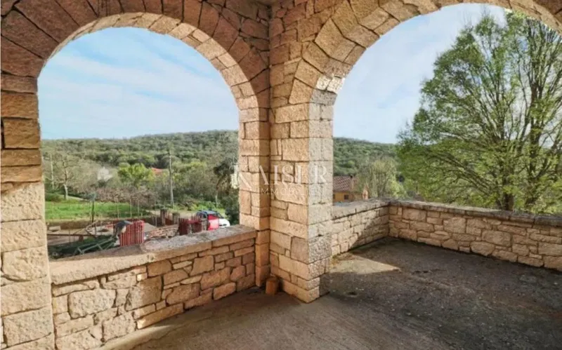 Rovigno, Sošići - un'unica villa in pietra con vista sul mare – 2