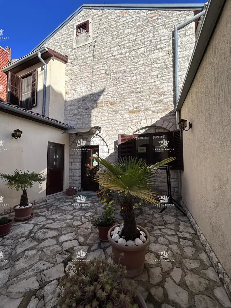 Istria, Buje, house with sea view 300m2, garden, 2 terraces, yard – 3